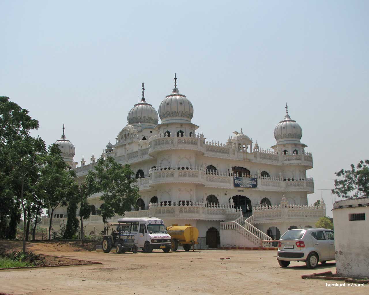 gurudwara shri hemkunt sahib management trust parol, near chandigarh