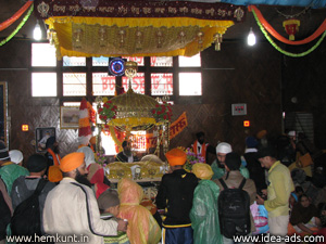 hemkund sahib inside view