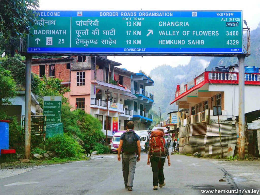 Valley of Flowers uttarakhand trekking information